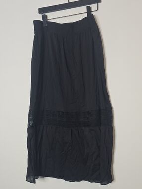 Vintage Plus Size Black Maxi Skirt with Crochet Panel